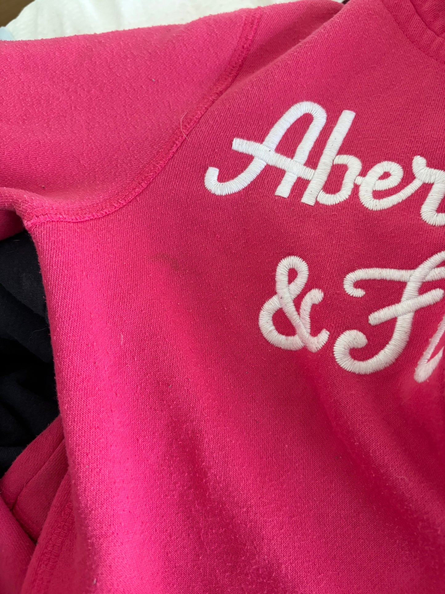hot pink abercrombie & fitch hooded zip-up jacket