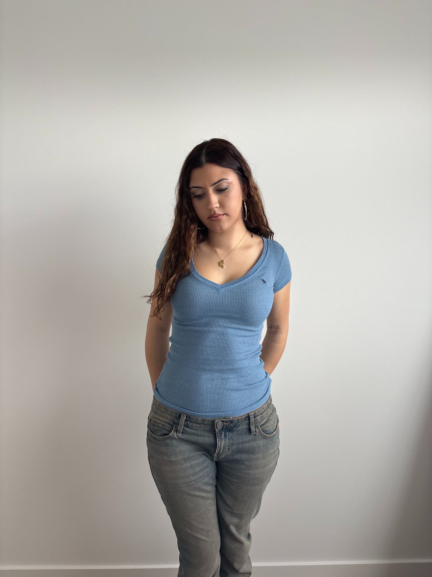 ribbed blue abercrombie tee