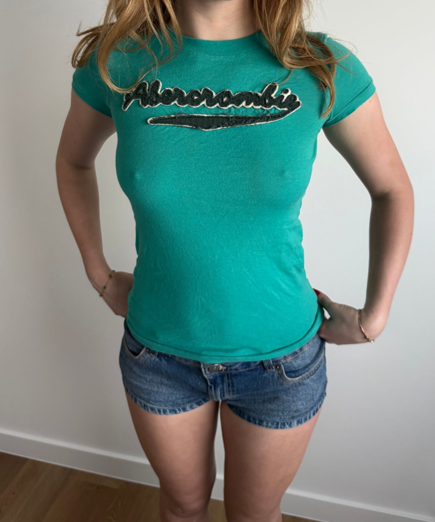 teal 'abercrombie' abercrombie & fitch baby tee