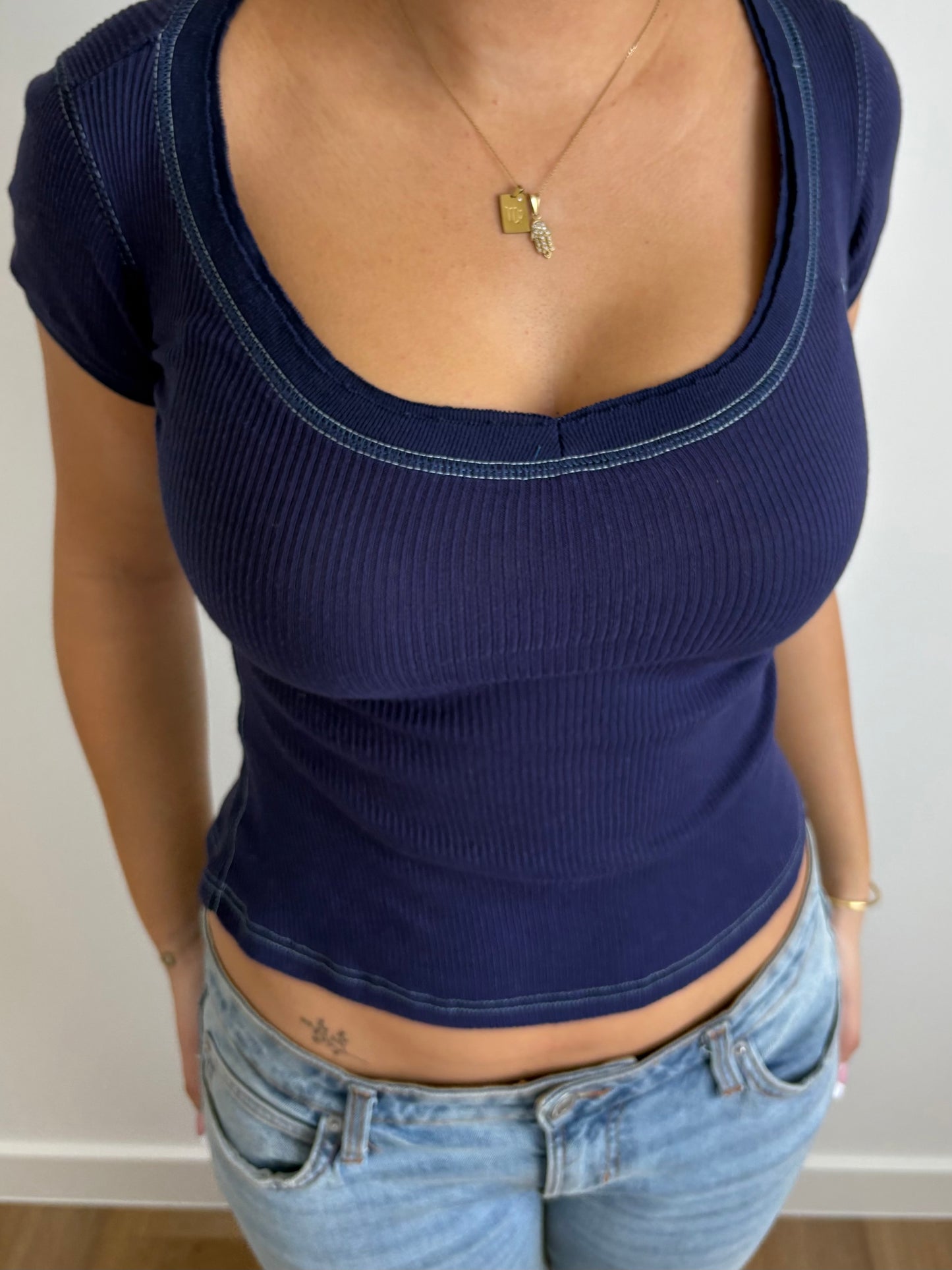 ribbed navy abercrombie tee