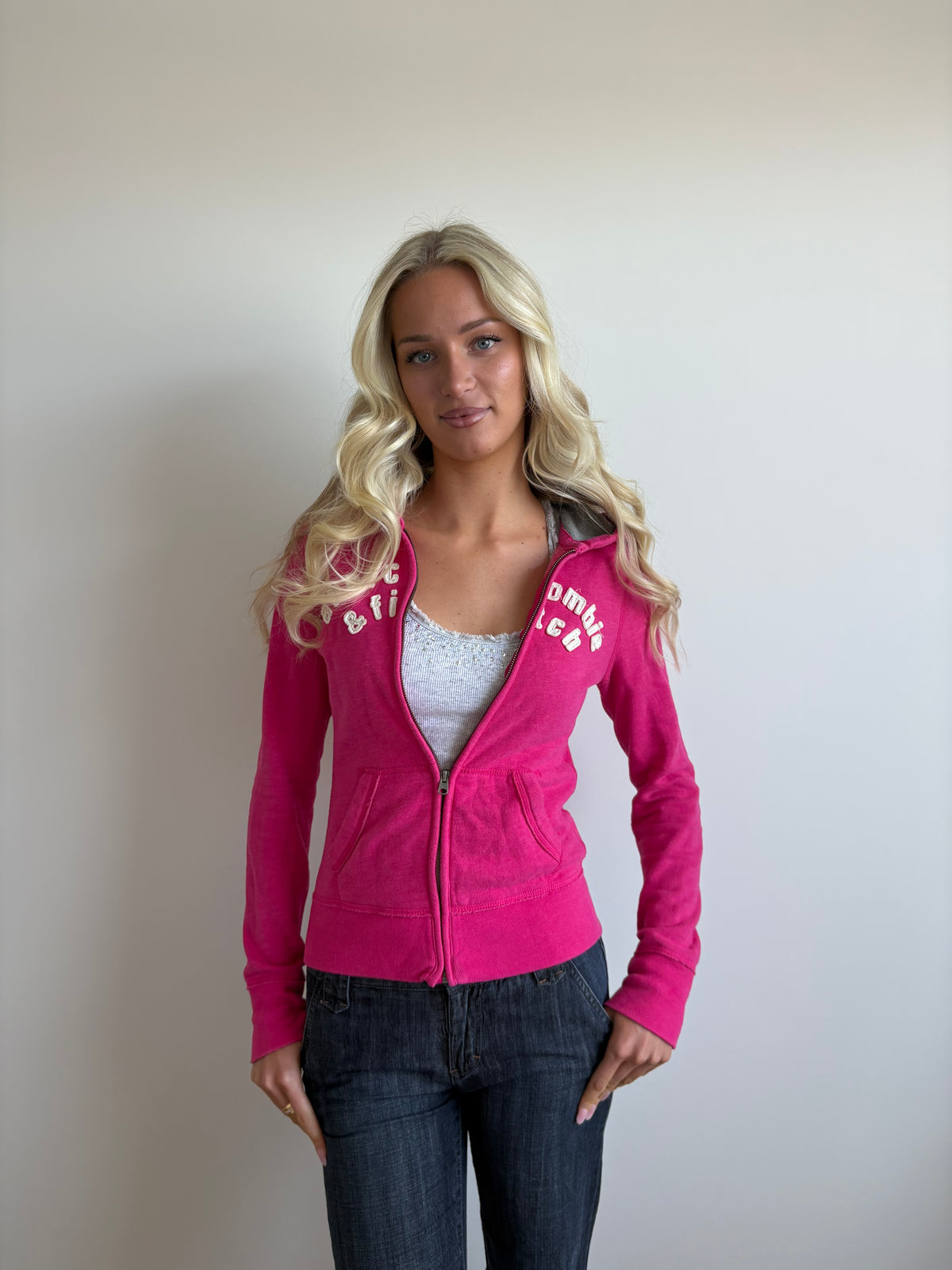 hot pink abercrombie & fitch zip up hooded jacket