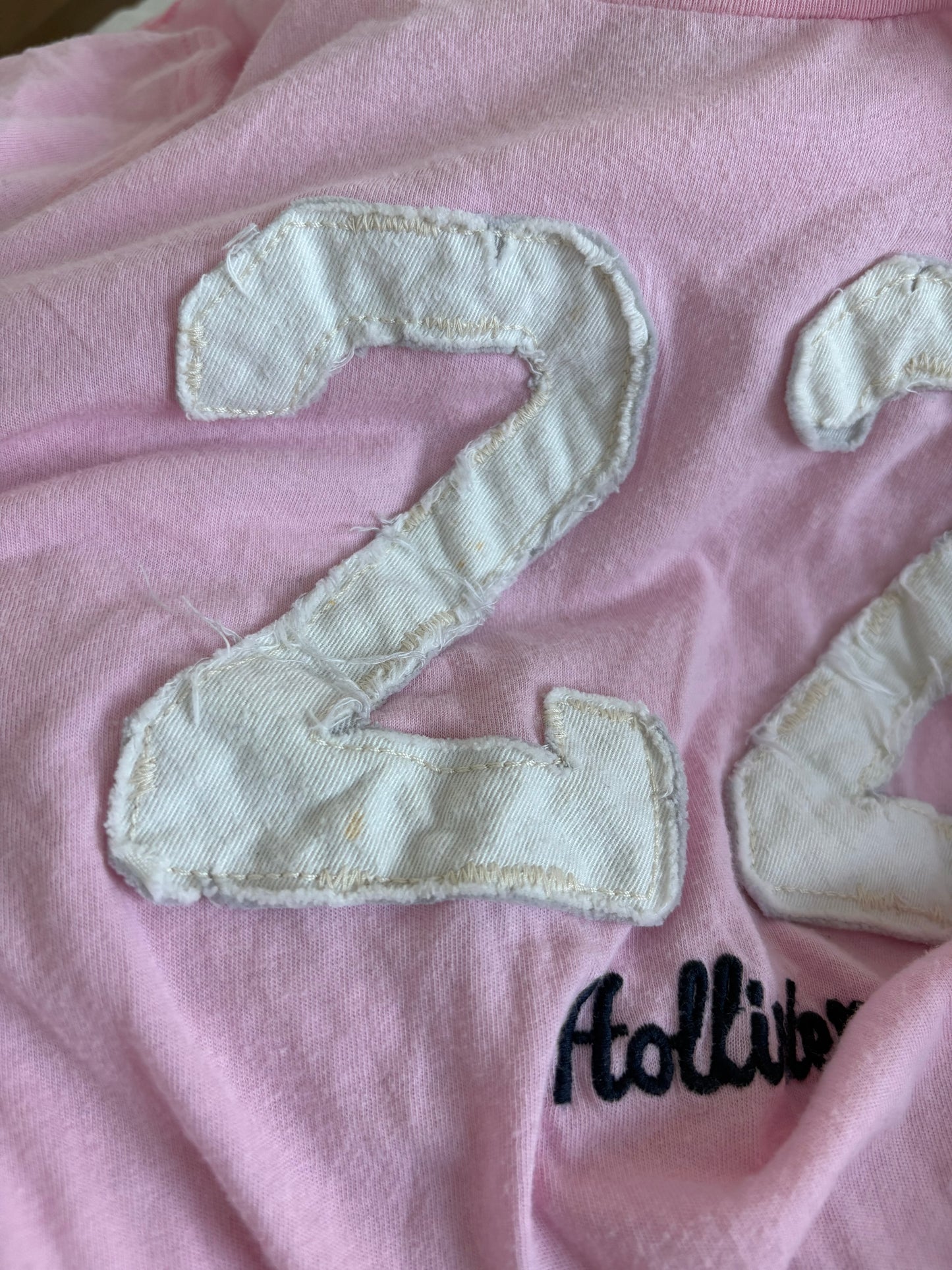 baby pink '22' hollister tee