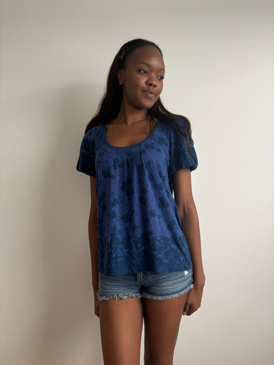 dark blue floral american eagle top