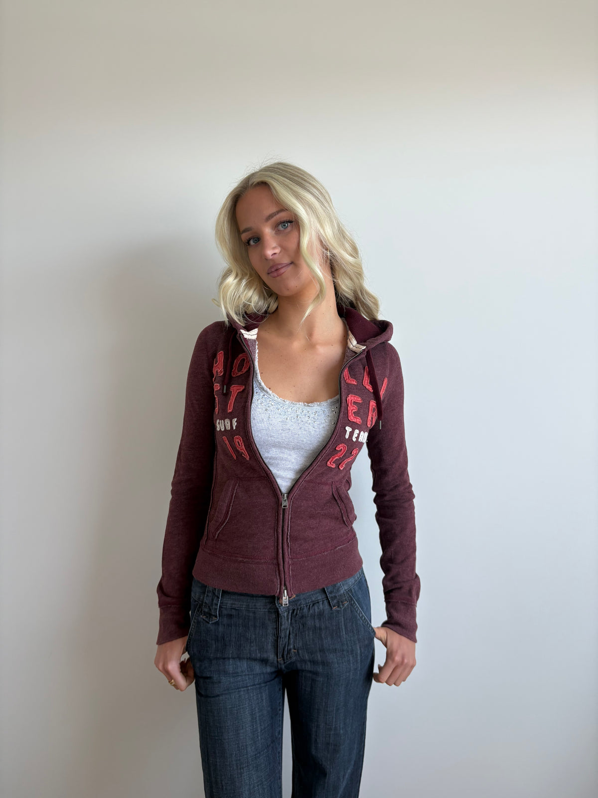 maroon hollister hooded zip-up jacket
