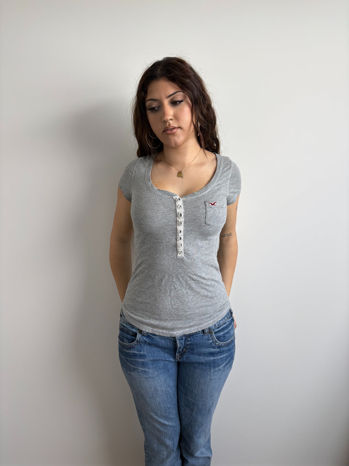 loose grey hollister henley tee