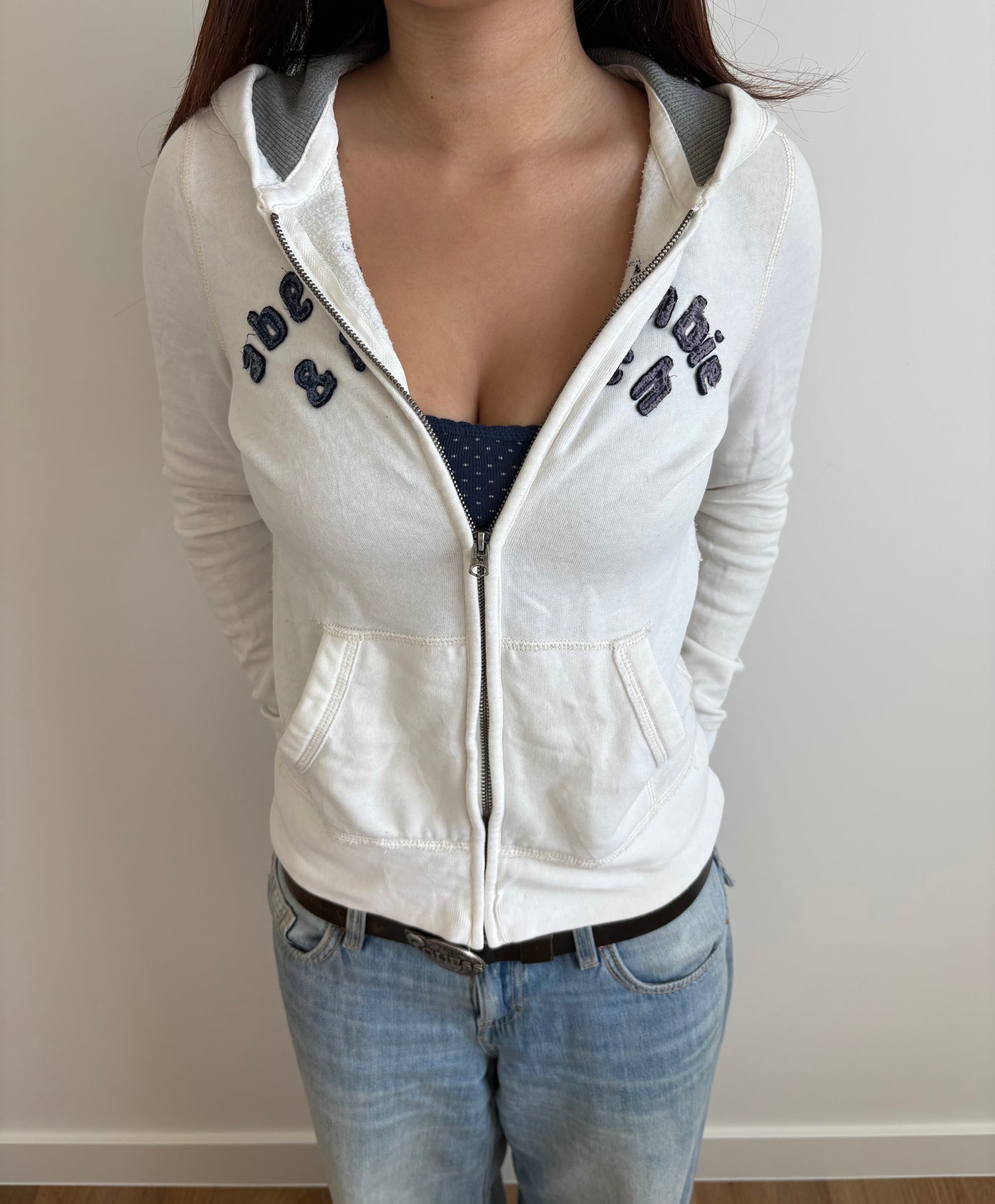 zip-up hooded abercrombie & fitch jacket