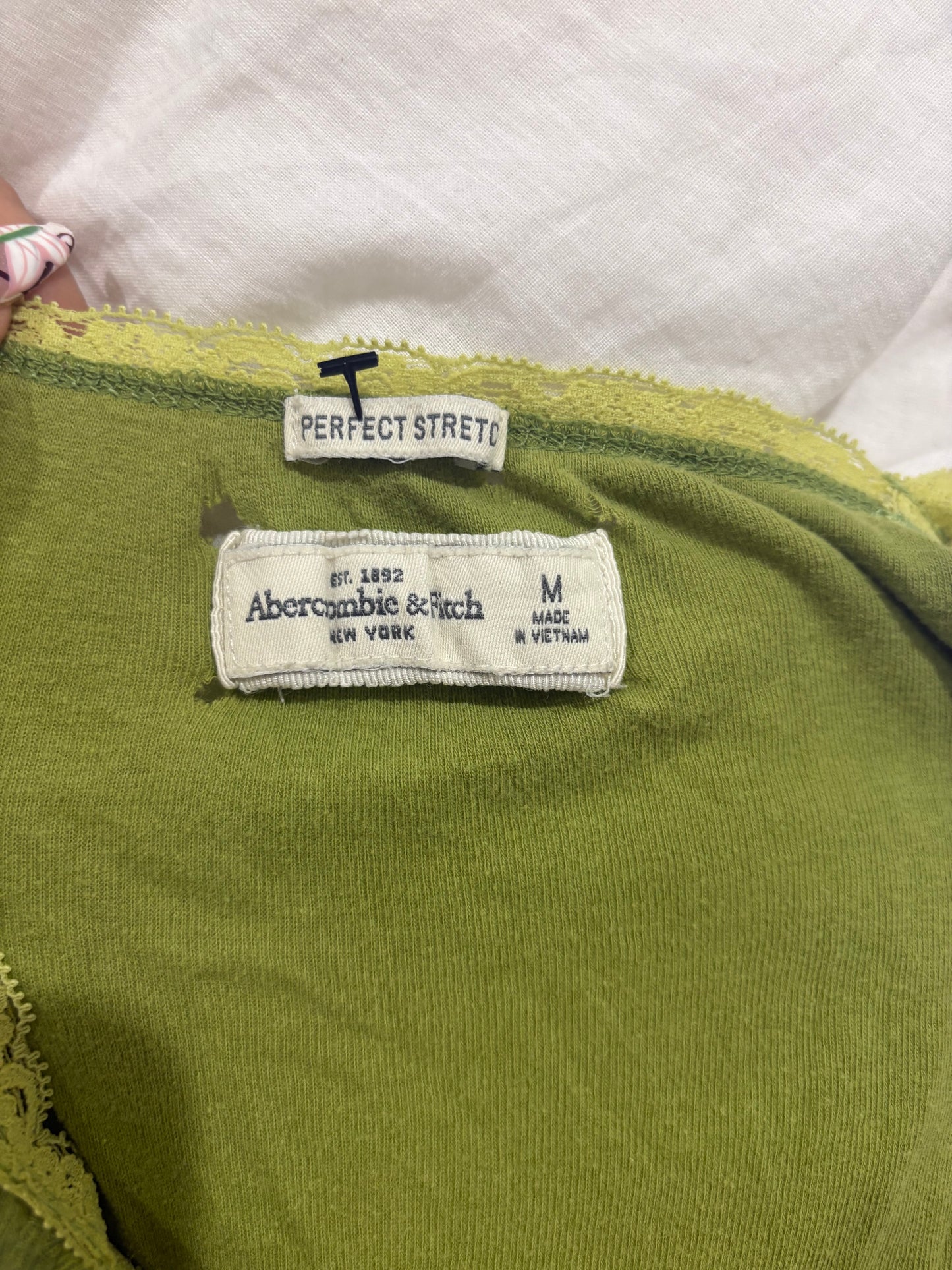green abercrombie & fitch lace tank