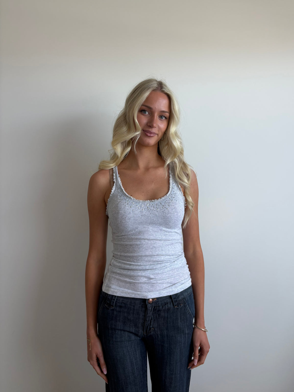 ribbed grey abercrombie & fitch tank