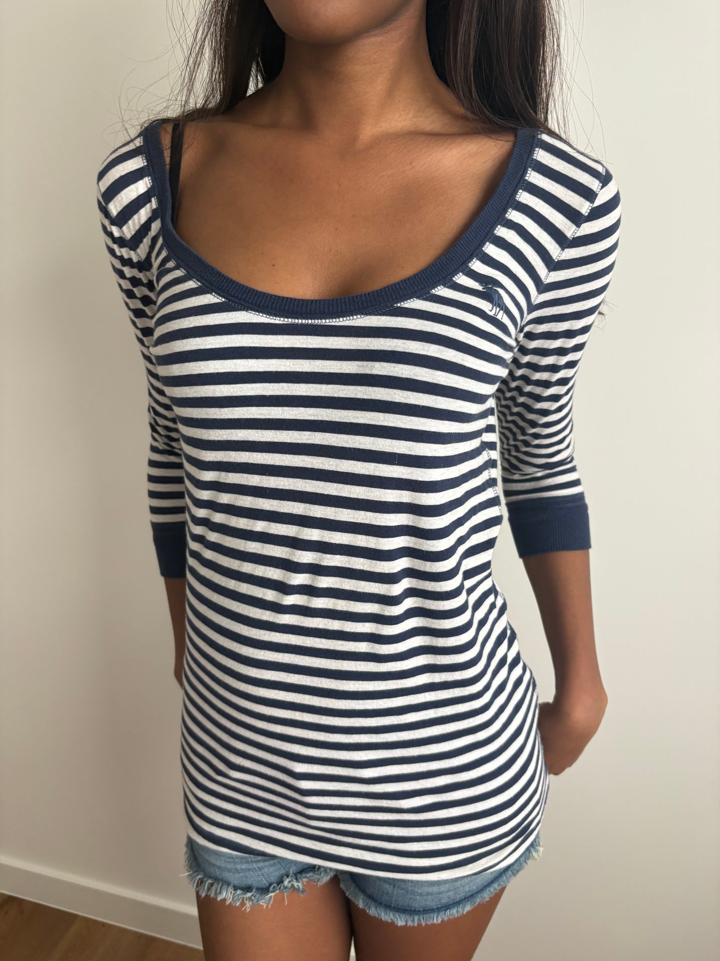 navy striped abercrombie & fitch long-sleeve