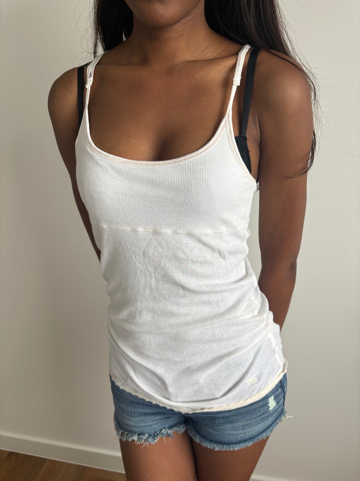 white abercrombie & fitch tank