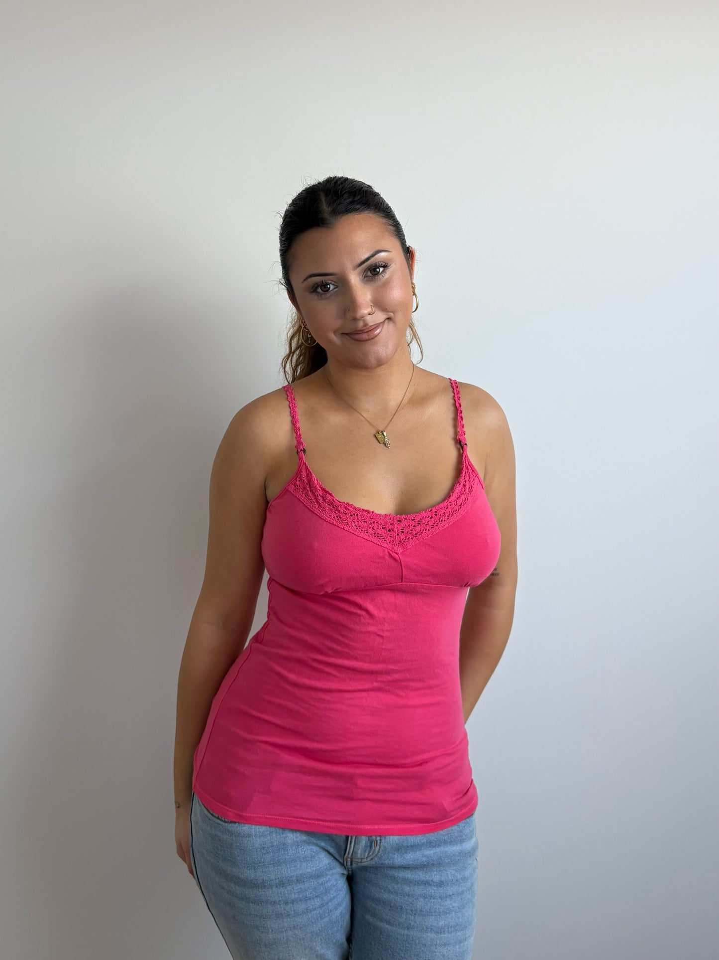 crochet-trim american eagle pink cami